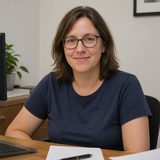 Emily Johnson, Editorial Quality Reviewer at BestMovers.info